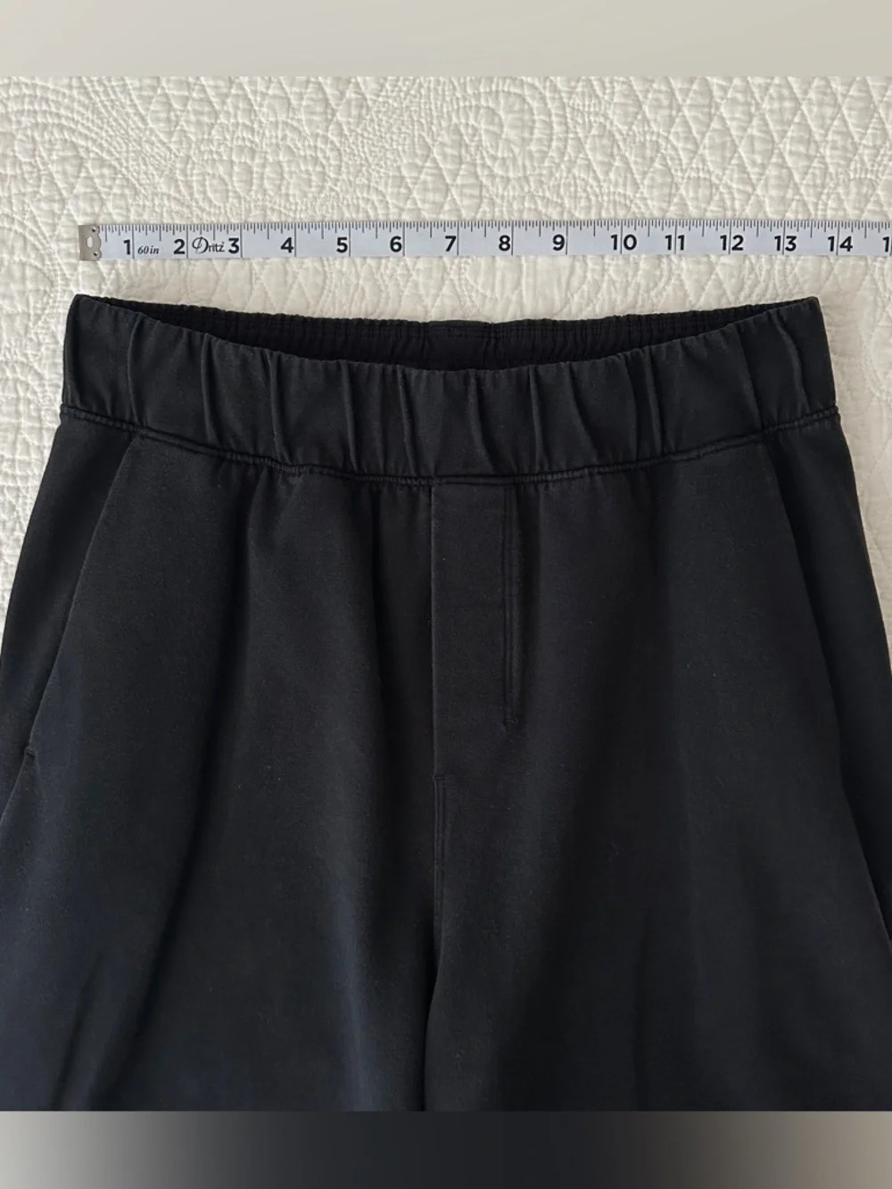 Lululemon Black Connector Shorts Men’s Small